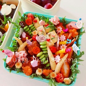 春の親子遠足♪カラフルお弁当♡おかずの段